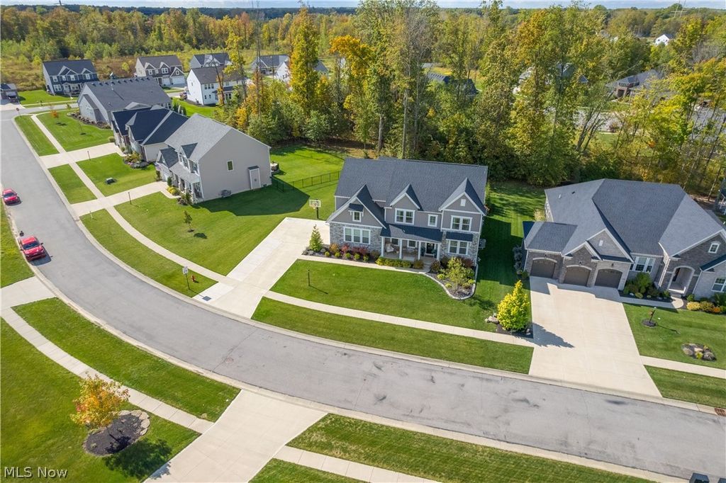 Photo of 10718 Fallen Maple Trail, Columbia Station, OH 44028 (MLS # 5204717)
