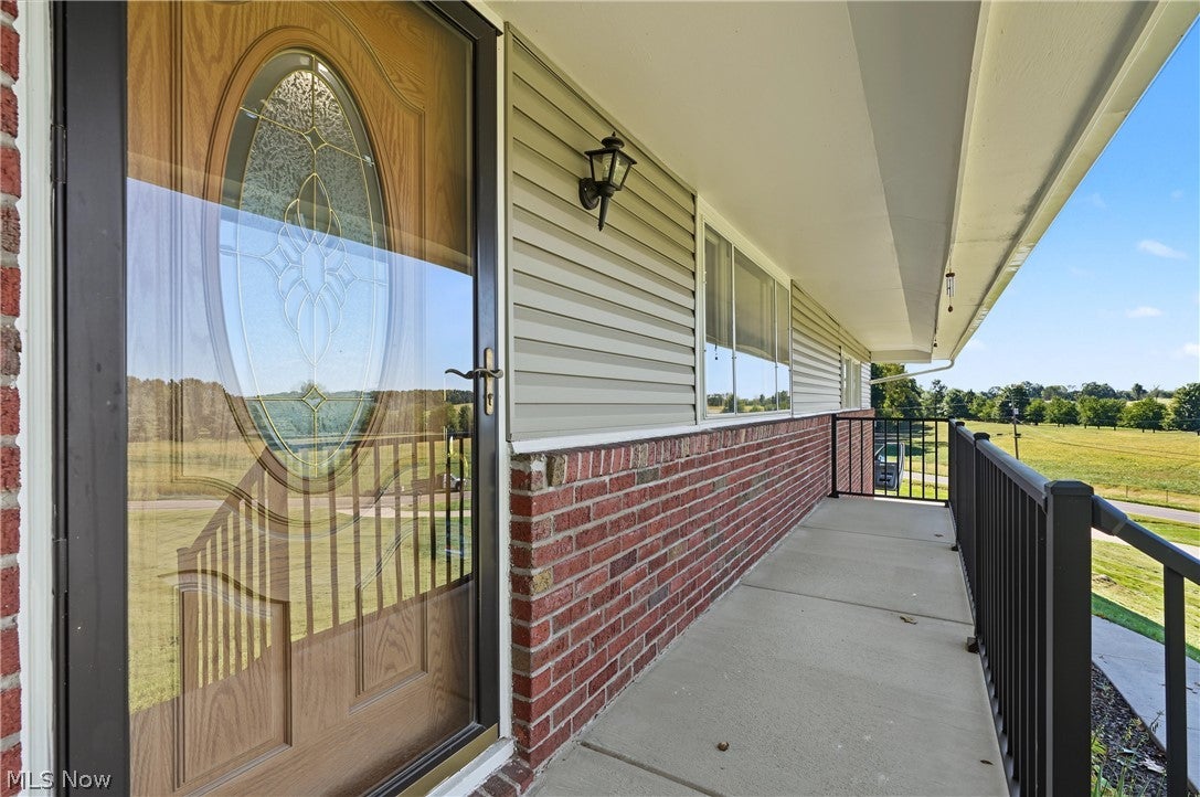 11121 Lafayette Drive NW