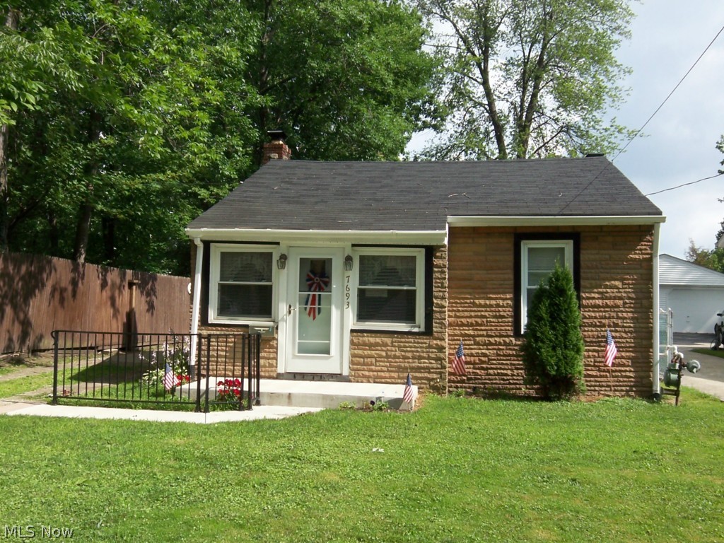 Mentor Beach Park 02 - Residential