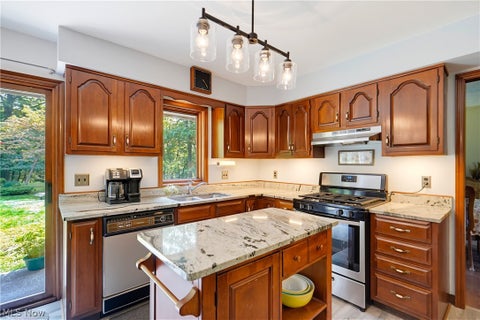 Tiny photo for 24912 Pleasant Trail, Richmond Heights, OH 44143 (MLS # 5245905)