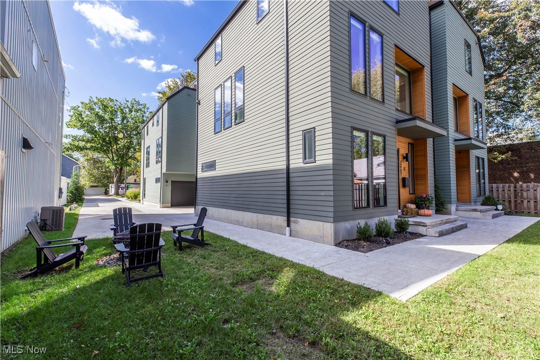 2467 Tremont Avenue