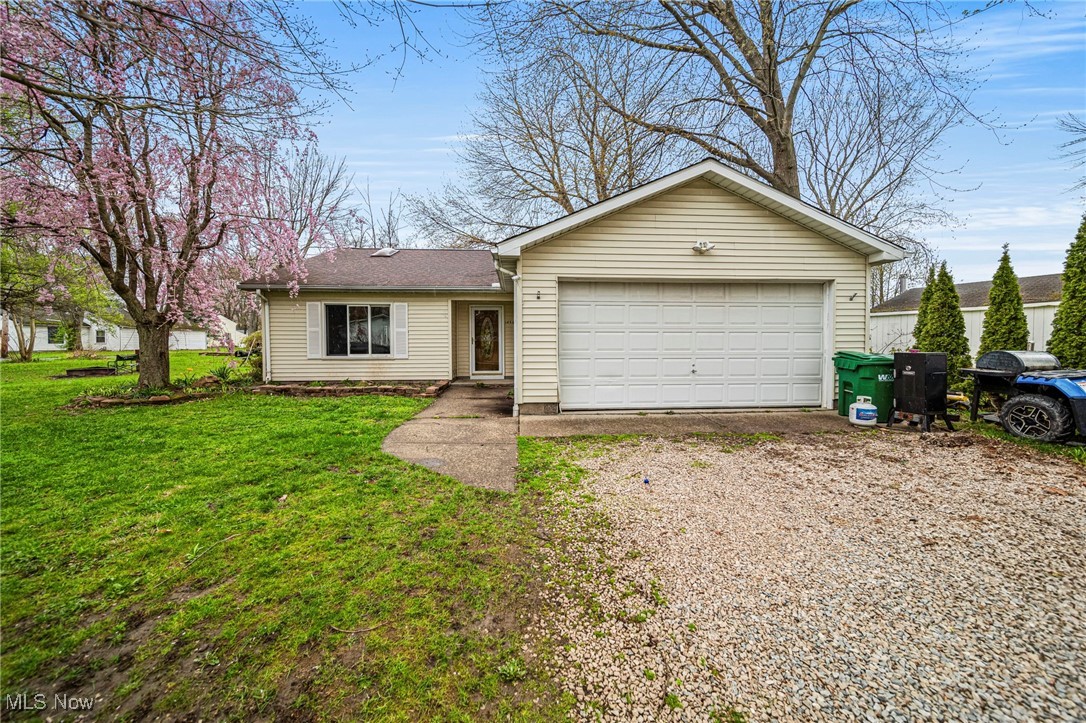 1456 Lake View Avenue, Madison, Ohio image 1