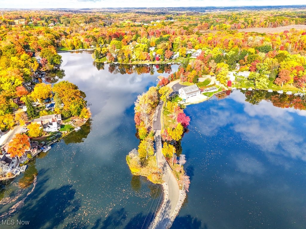 Willowdale Lake - Residential