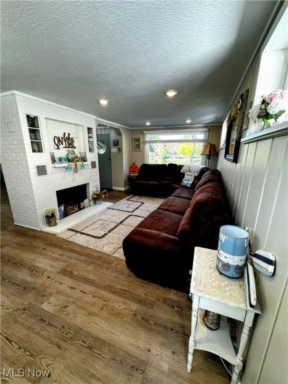 Willowdale Lake - Residential