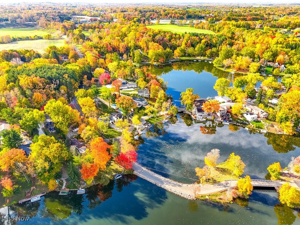 Willowdale Lake - Residential