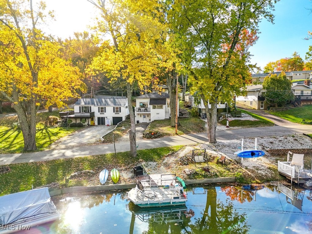 Willowdale Lake - Residential