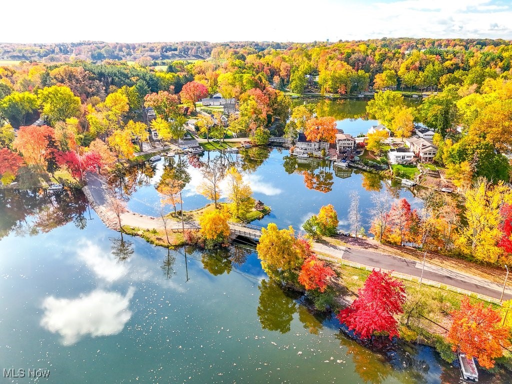 Willowdale Lake - Residential
