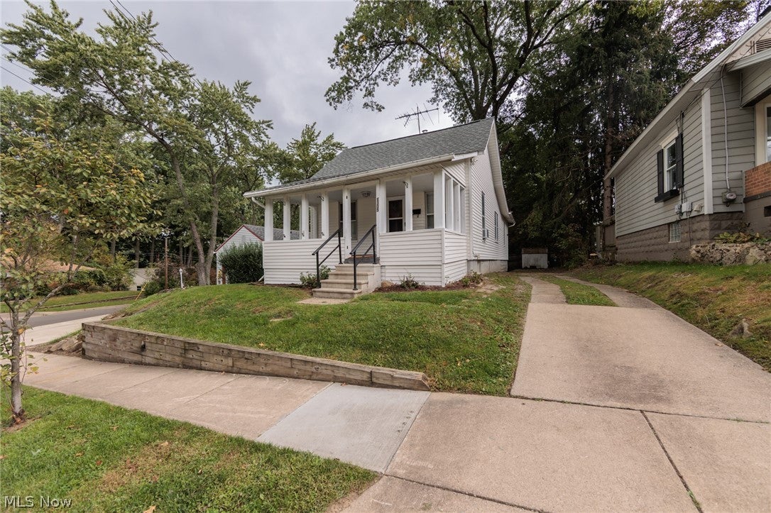 1305 Big Falls Avenue