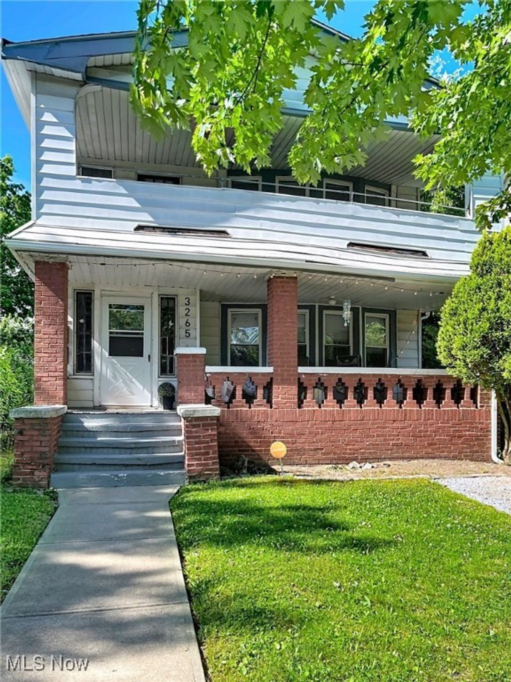Photo of 3265 E Overlook Road #1, Cleveland Heights, OH 44118 (MLS # 5175043)