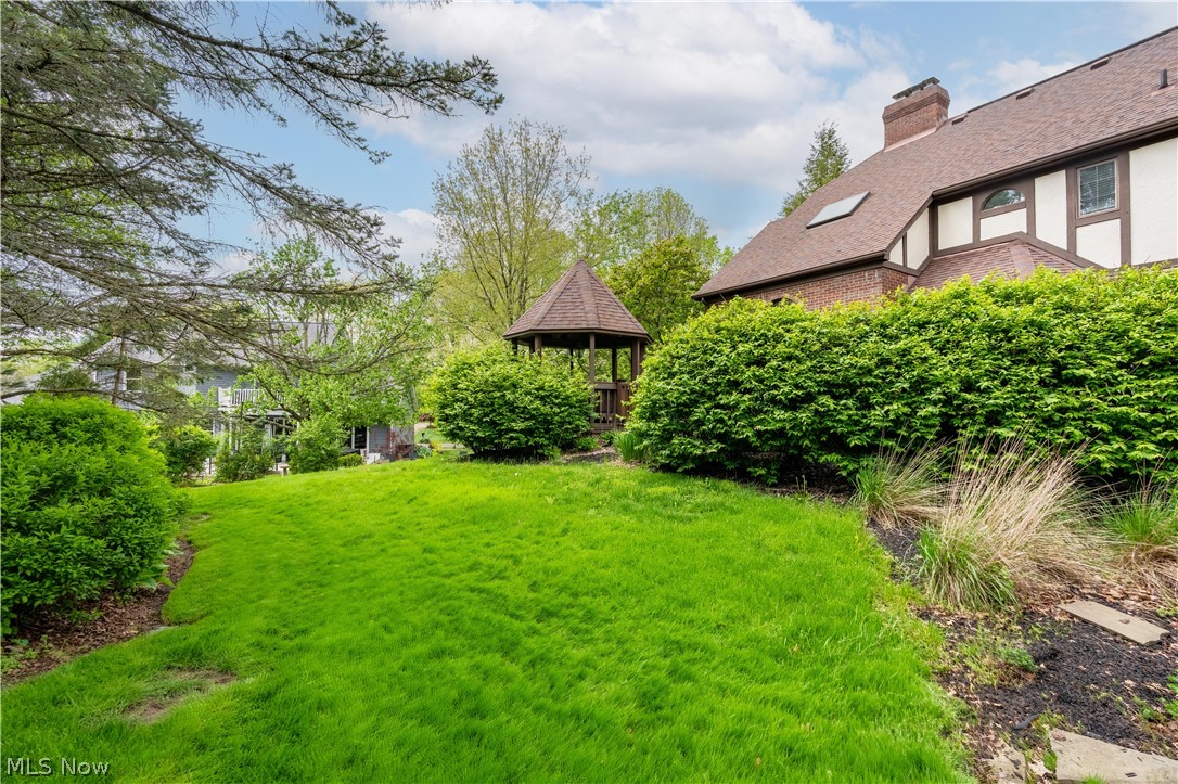 Foxchase Hills - Residential