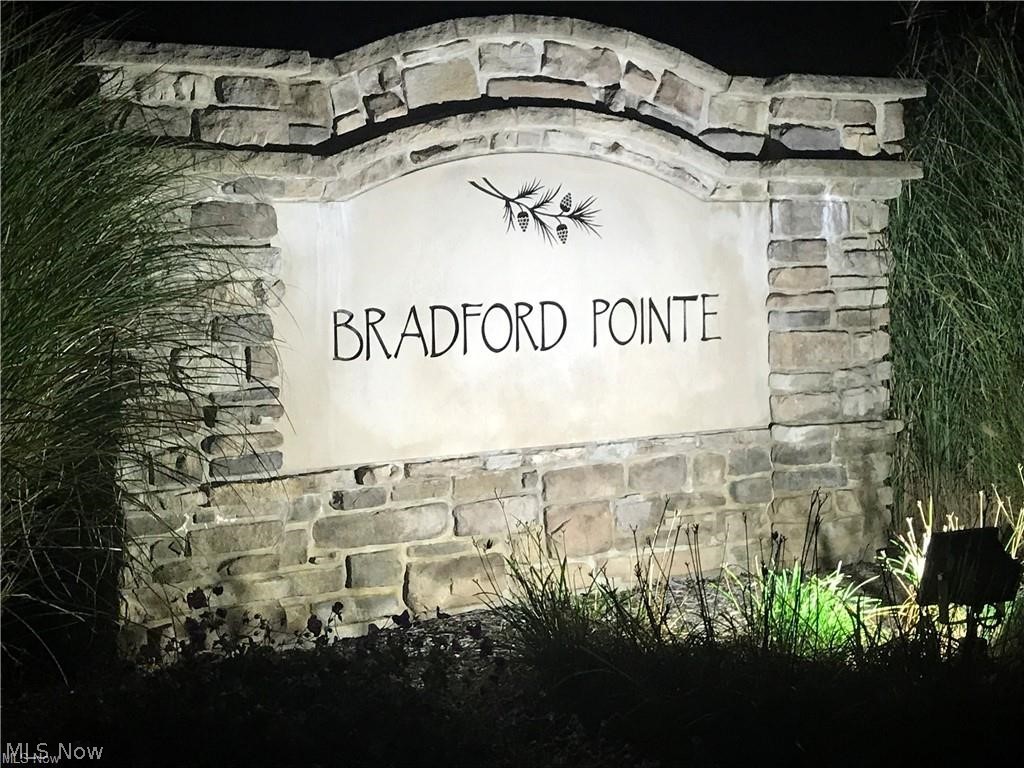 Bradford Pointe - Residential