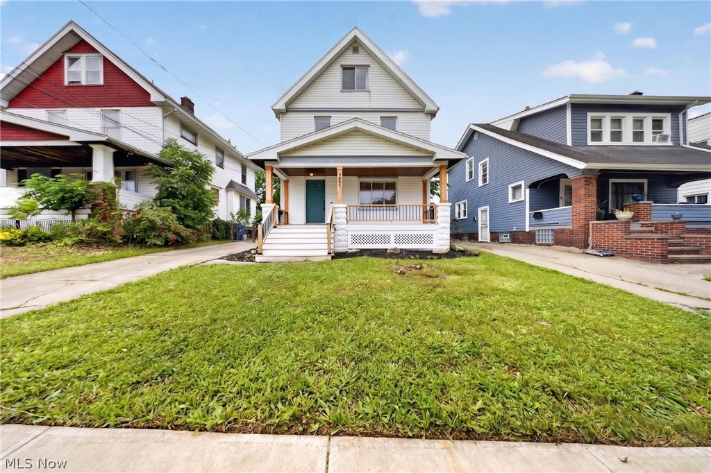 Photo of 4605 Brooklyn Avenue, Old Brooklyn, OH 44109 (MLS # 5219236)