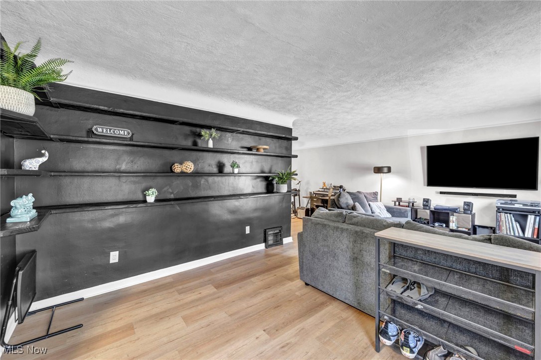 Lloyd Road Sub - Residential