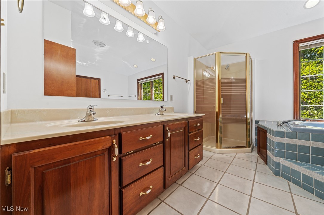 Gale Heights Vineyard - Residential