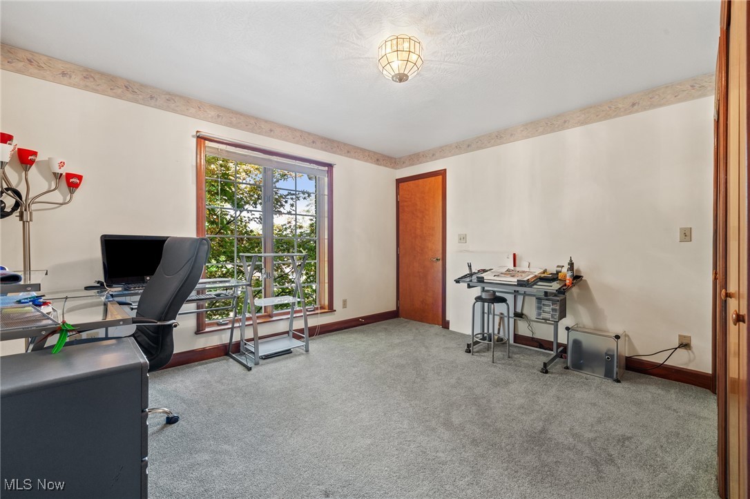 Gale Heights Vineyard - Residential