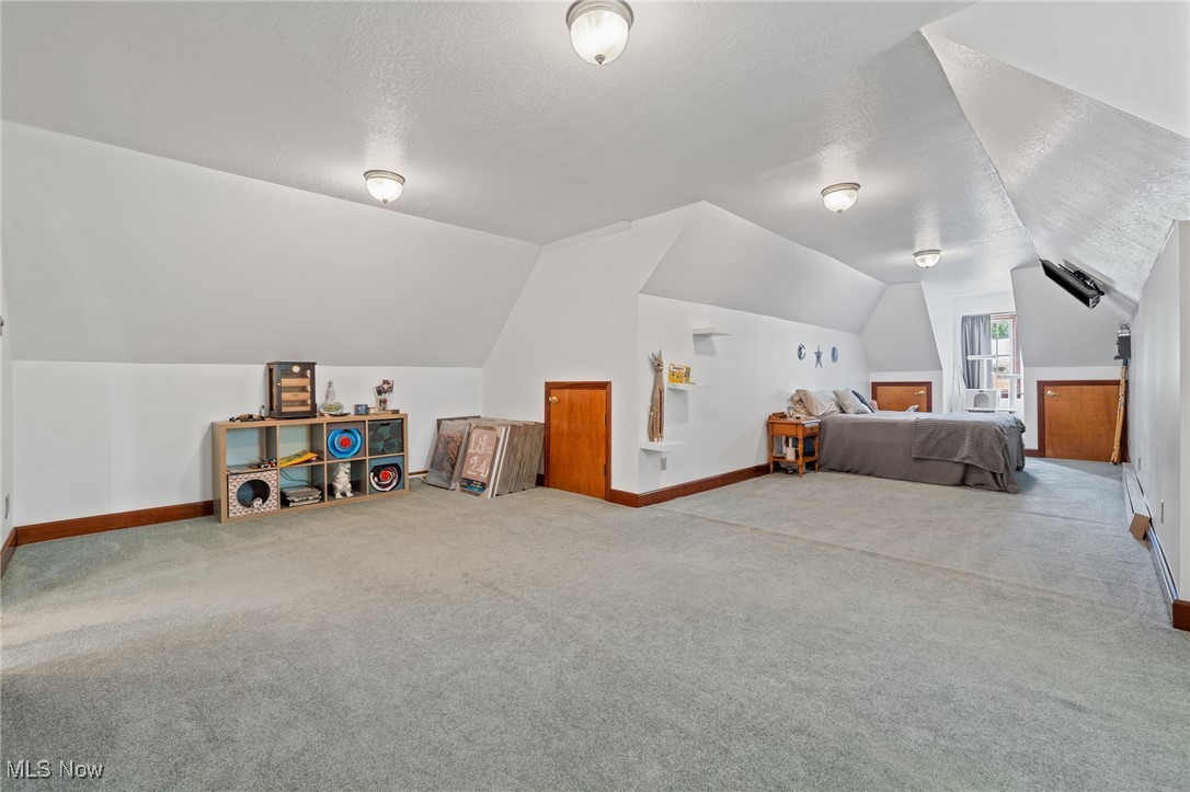 Gale Heights Vineyard - Residential