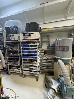 Avon Lake Office & Storage Condo - Commercial Sale