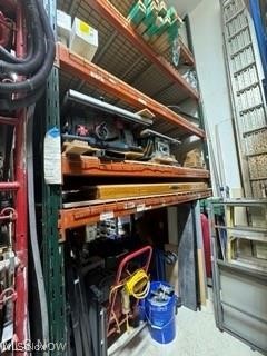 Avon Lake Office & Storage Condo - Commercial Sale