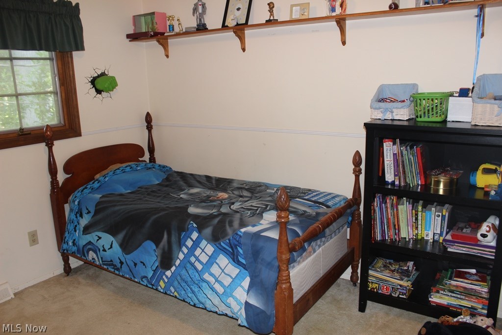 White Oak Drive 06 - Residential