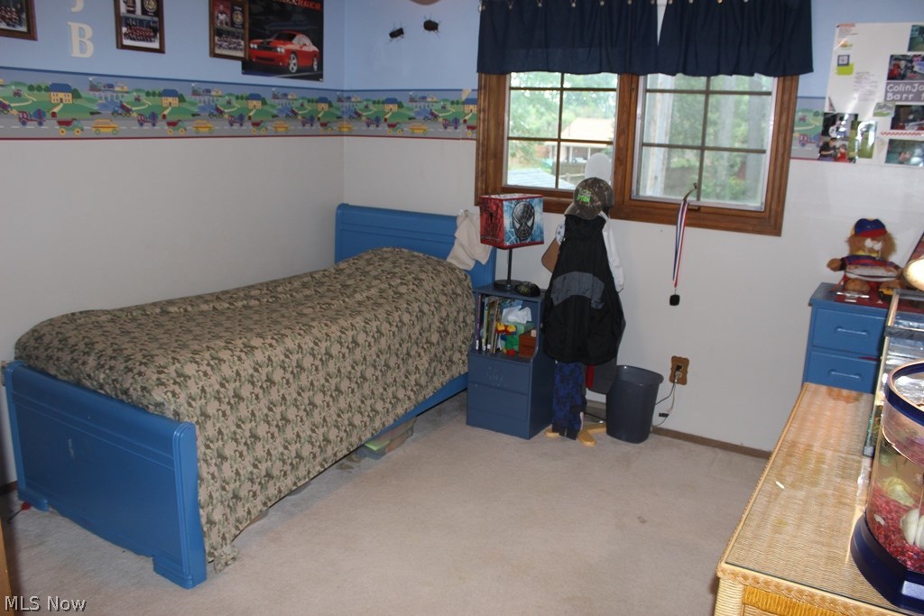 White Oak Drive 06 - Residential