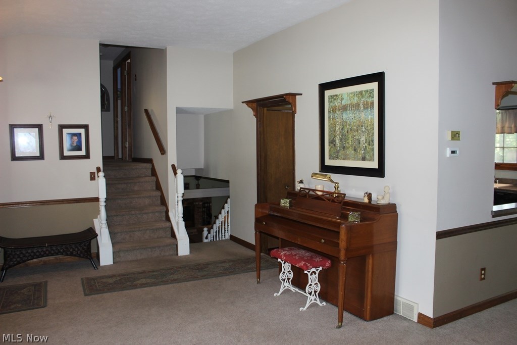 White Oak Drive 06 - Residential