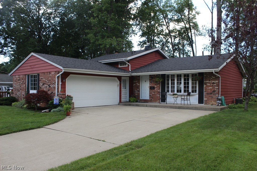 White Oak Drive 06 - Residential