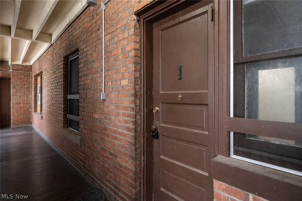 Photo of 4600 Division Avenue #1, Cleveland, OH 44102 (MLS # 5214331)