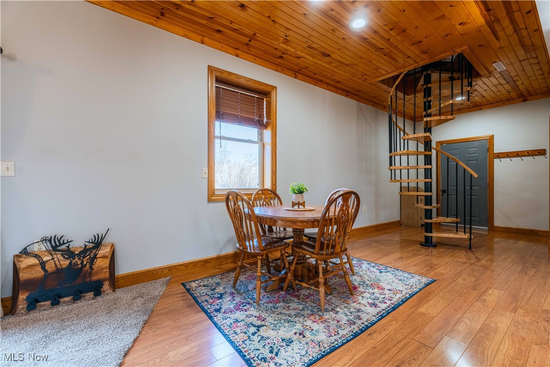3240 Chase Road, Carrollton, Ohio image 6