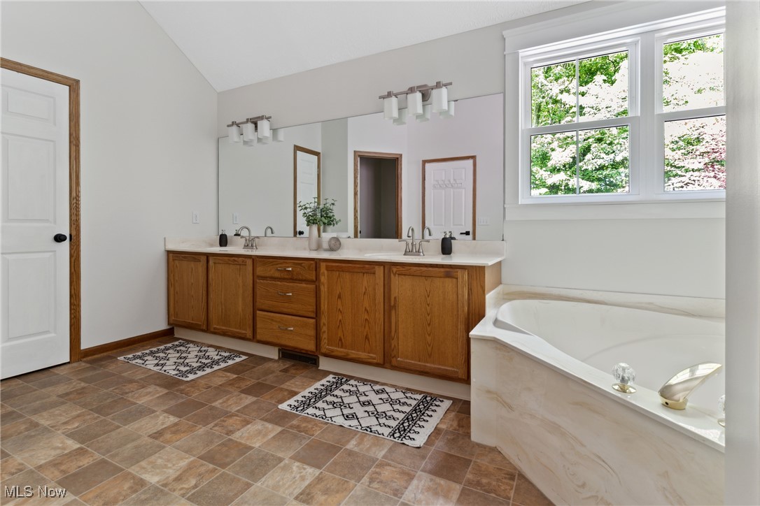 21492 Brookfield Place, Strongsville, Ohio image 27