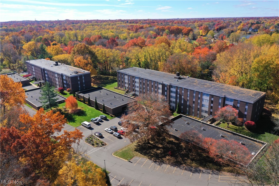 Silver Lake Towers Condo - Residential