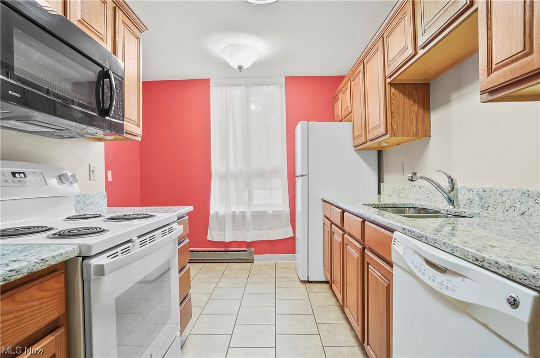 Silver Lake Towers Condo - Residential