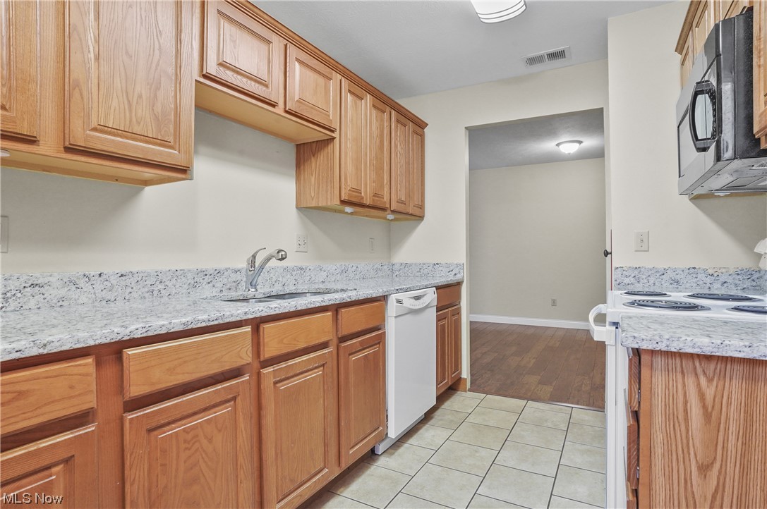 Silver Lake Towers Condo - Residential