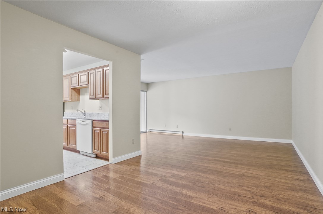 Silver Lake Towers Condo - Residential