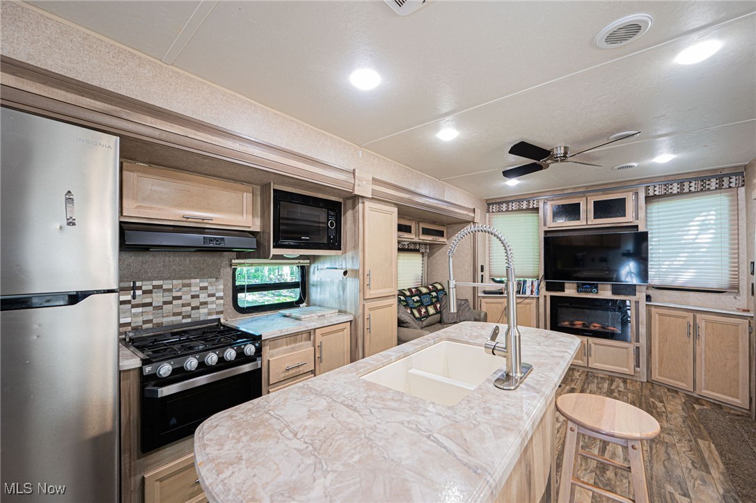 Lost Hollow Sub Sec 1 - Land