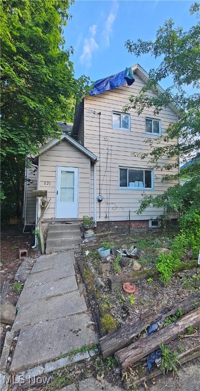 INVESTOR SPECIAL.. great opportunity to fix and flip or buy and hold for a rental. Property needs a complete remodel.