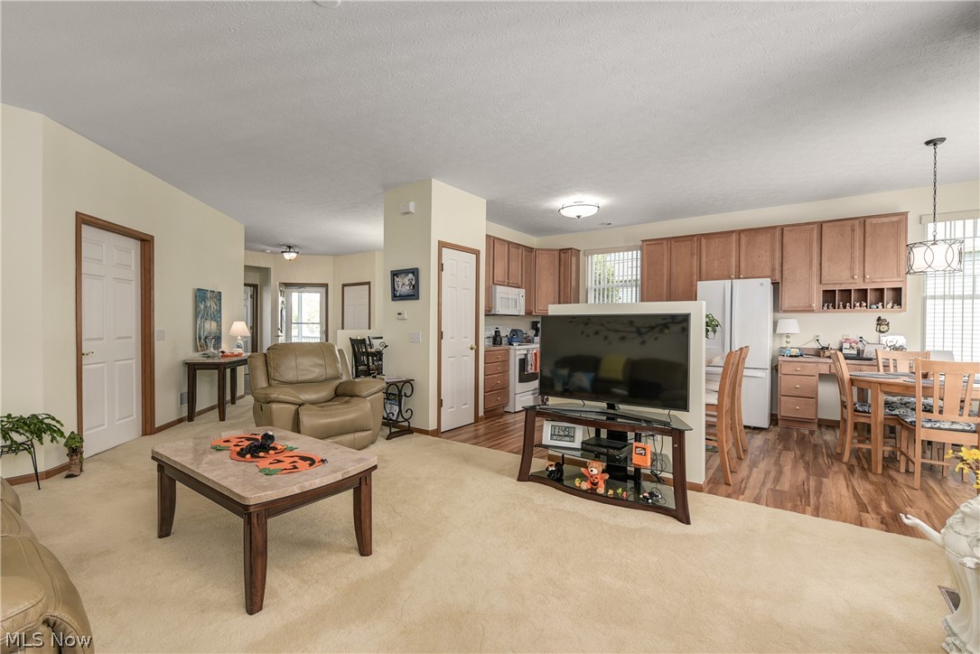 Avenbury Lakes Ph 03 - Residential