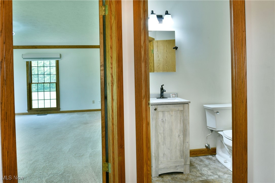 11120 King Graves Road, Warren, Ohio image 17