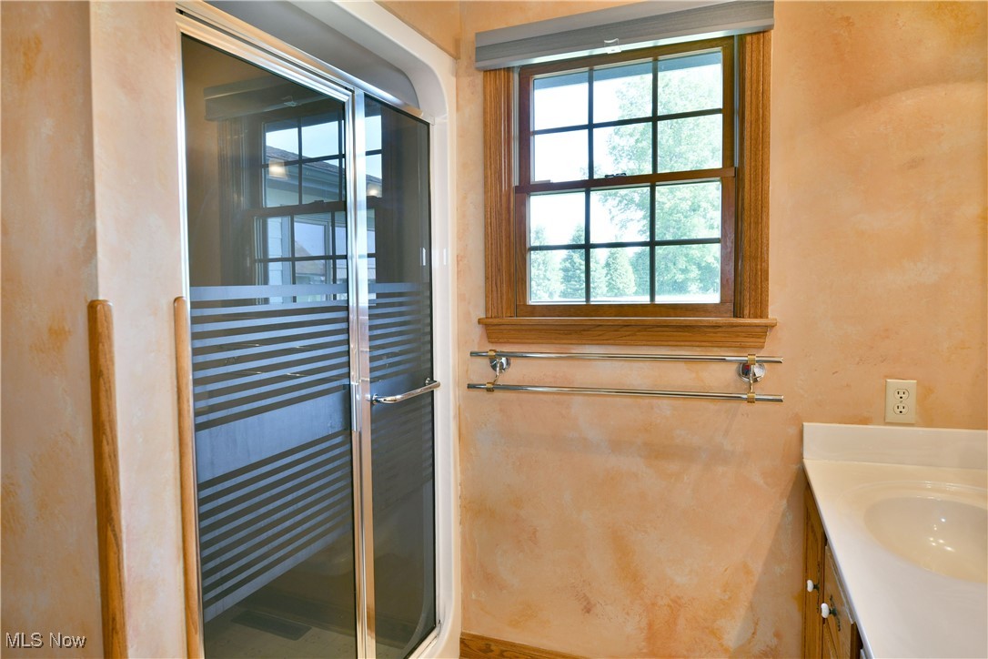 11120 King Graves Road, Warren, Ohio image 25
