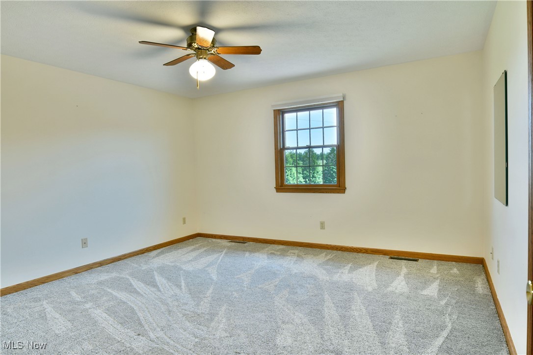 11120 King Graves Road, Warren, Ohio image 27
