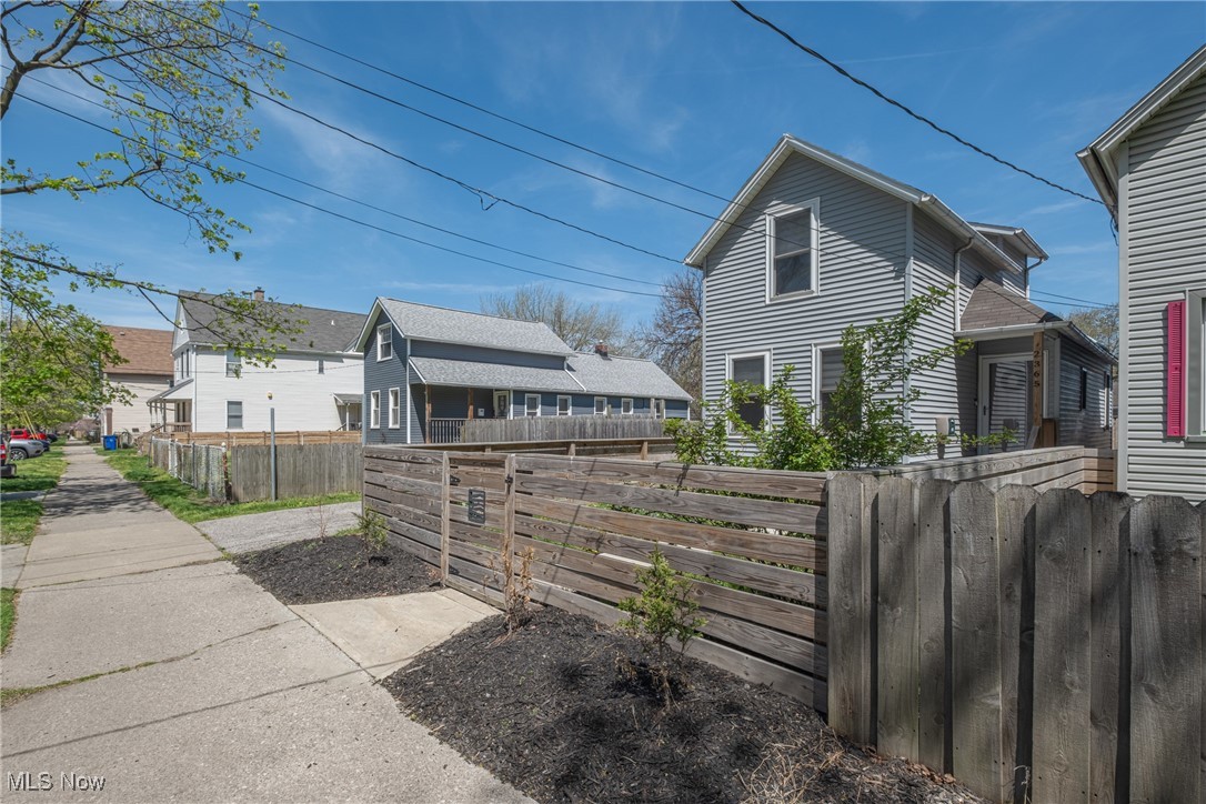 2365 W 7th Street, Cleveland, Ohio image 8