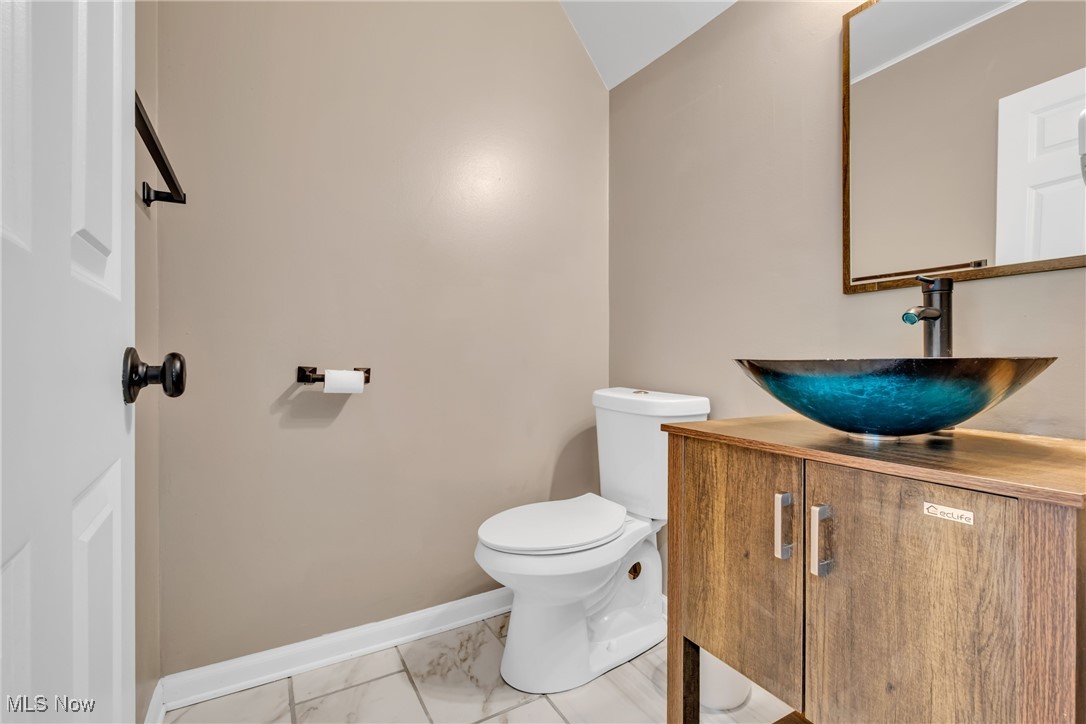 2365 W 7th Street, Cleveland, Ohio image 13