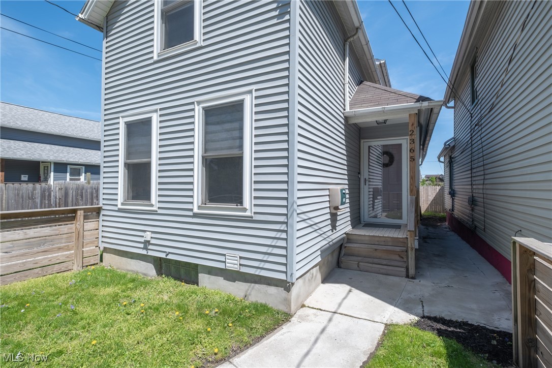 2365 W 7th Street, Cleveland, Ohio image 4