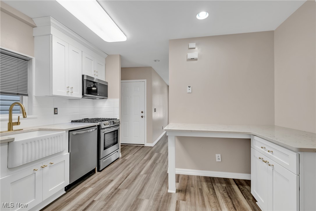 2365 W 7th Street, Cleveland, Ohio image 16