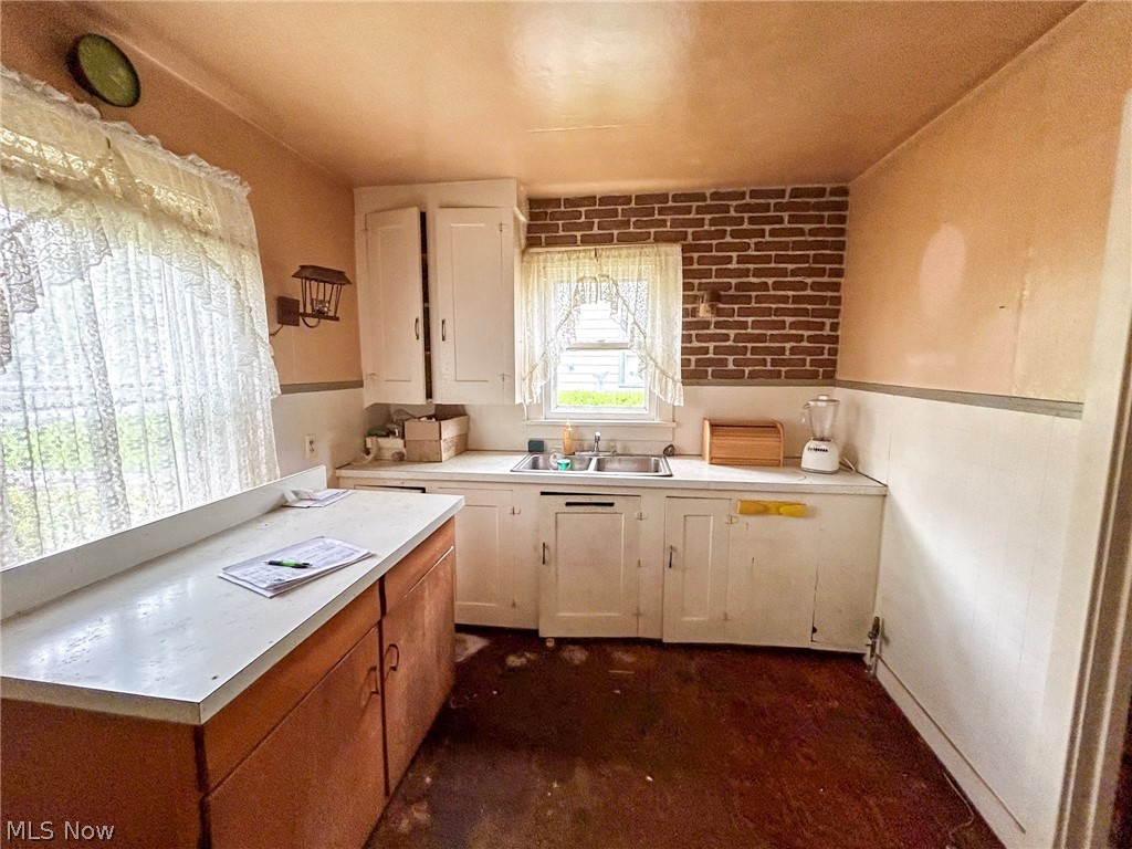 Shady Lawn - Residential