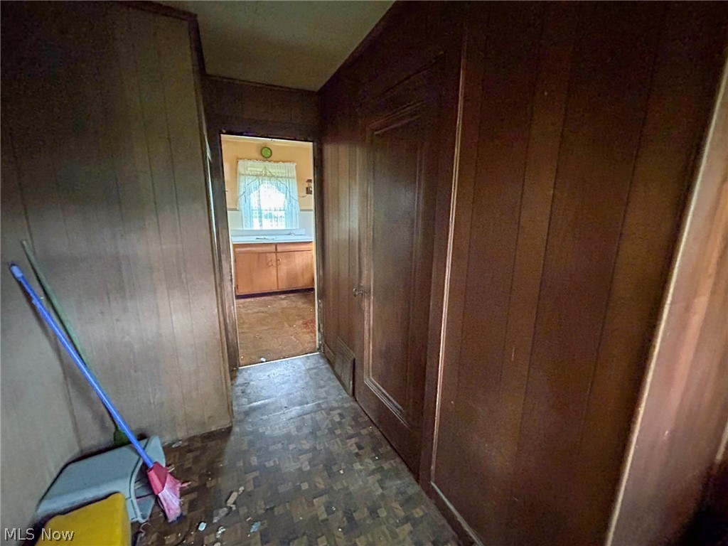 Shady Lawn - Residential