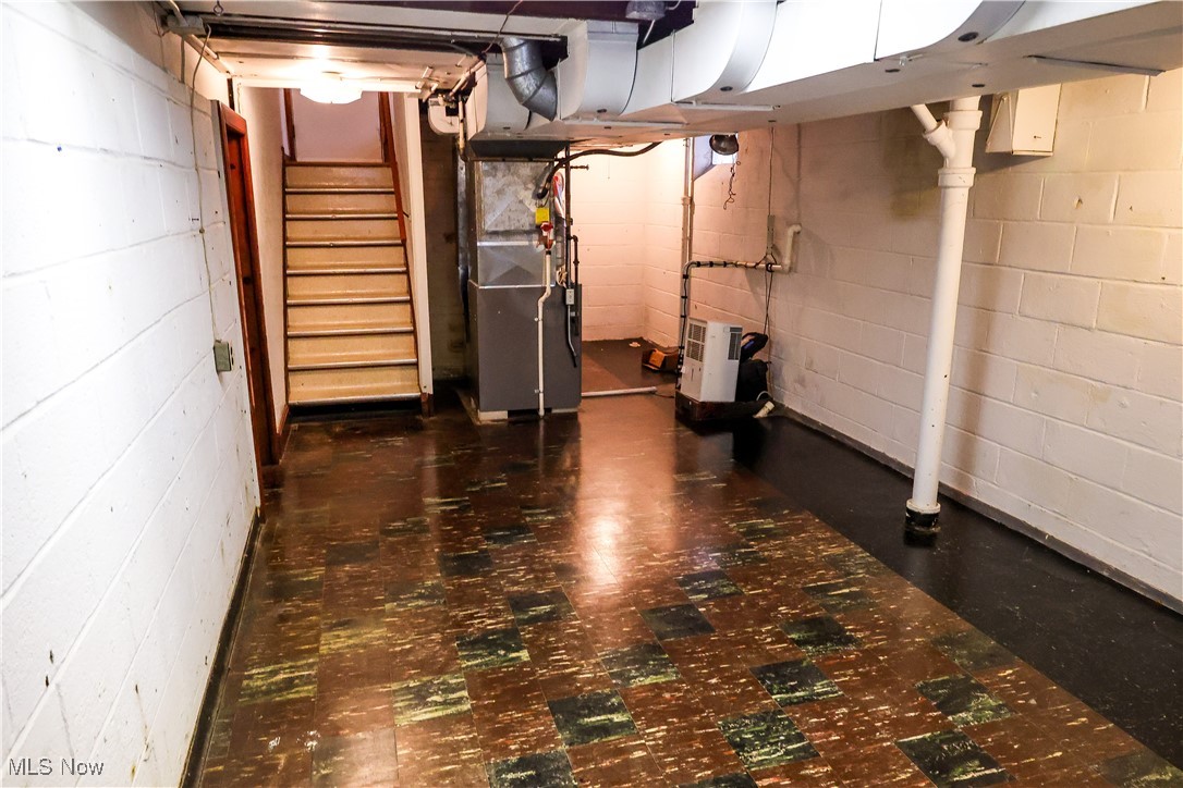 Tuxedo Land Companys Tuxedo L - Residential