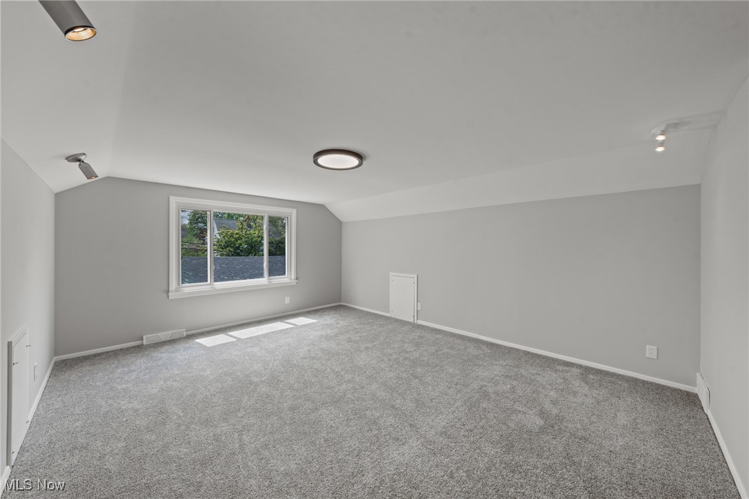 24000 E Silsby Road, Beachwood, Ohio image 29