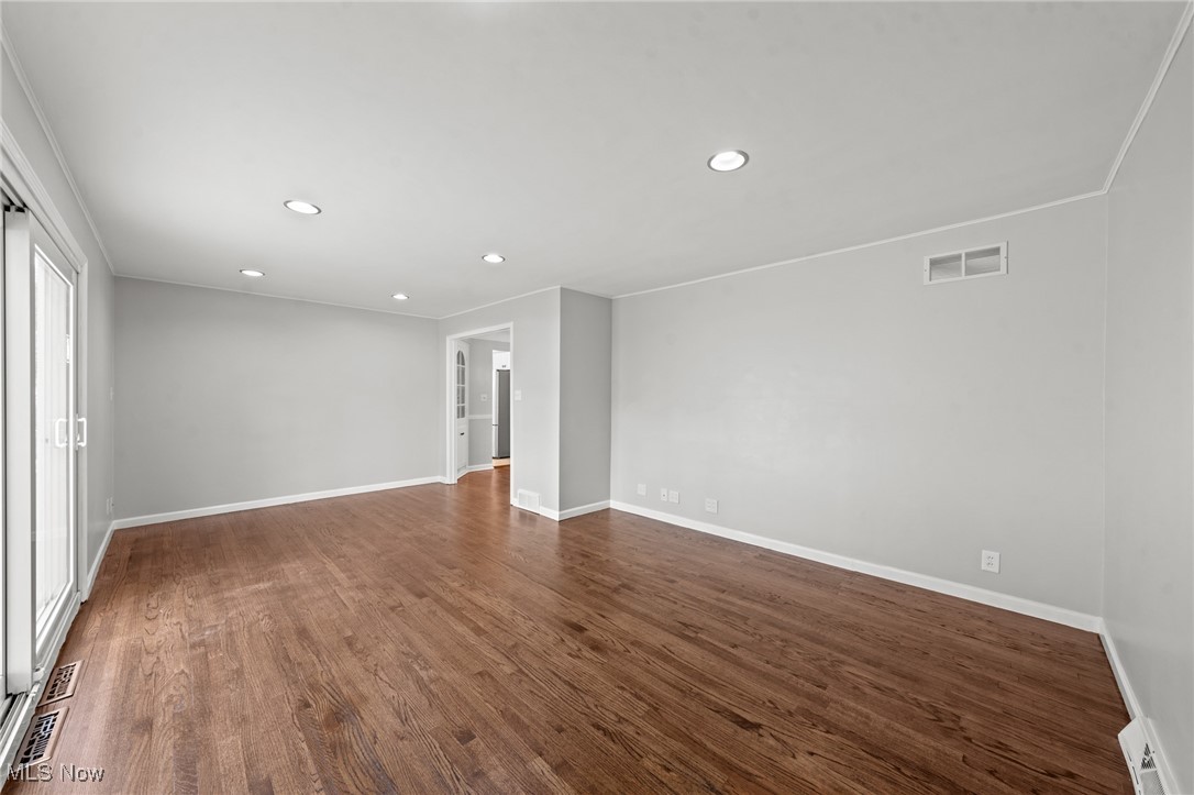 24000 E Silsby Road, Beachwood, Ohio image 26