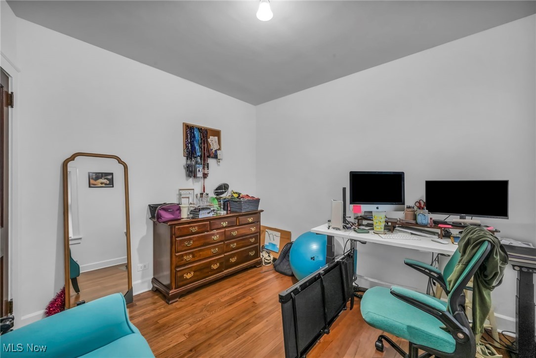 Lakewood, Ohio 44107, United States, 5 Bedrooms Bedrooms, ,3 BathroomsBathrooms,Residential,Active,195885