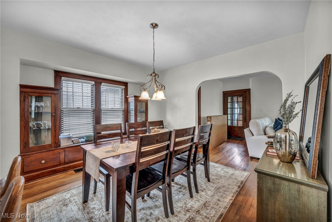 Lakewood, Ohio 44107, United States, 5 Bedrooms Bedrooms, ,3 BathroomsBathrooms,Residential,Active,195885